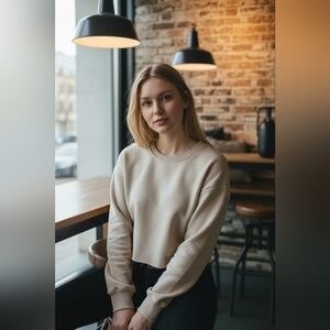 ZARA Cropped Sweatshirt - Beige